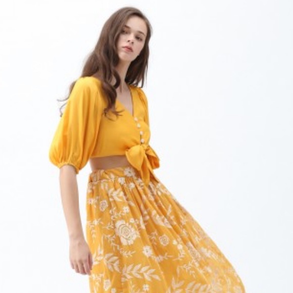 Sweet and Sound Bowknot Crop Top in Mustard - Picture 4 of 8